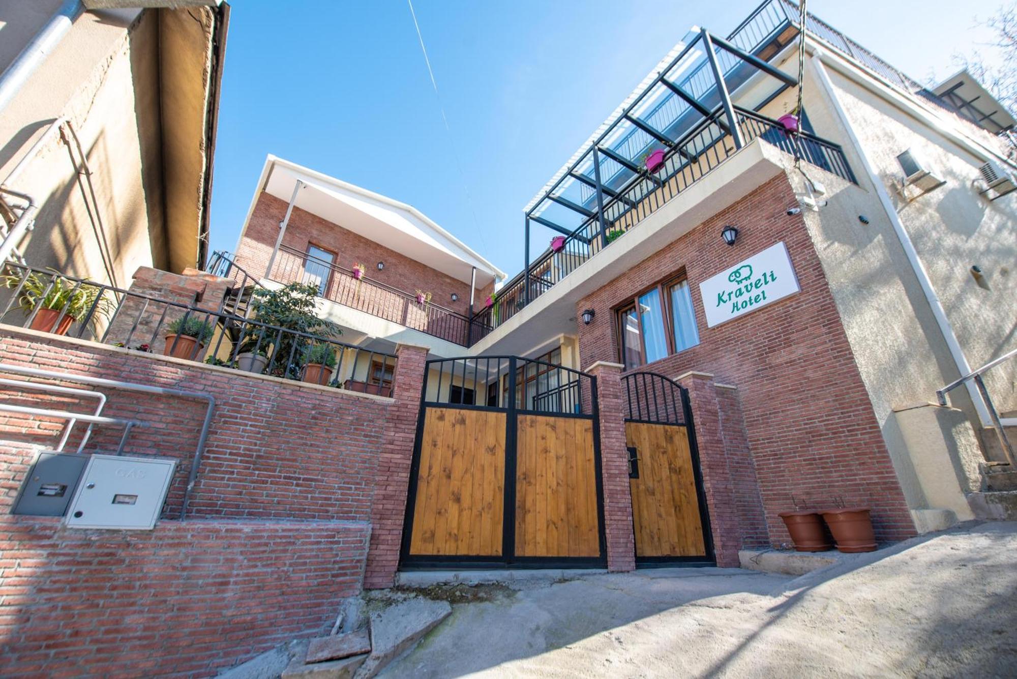 Kraveli Hotel Tbilisi Ngoại thất bức ảnh